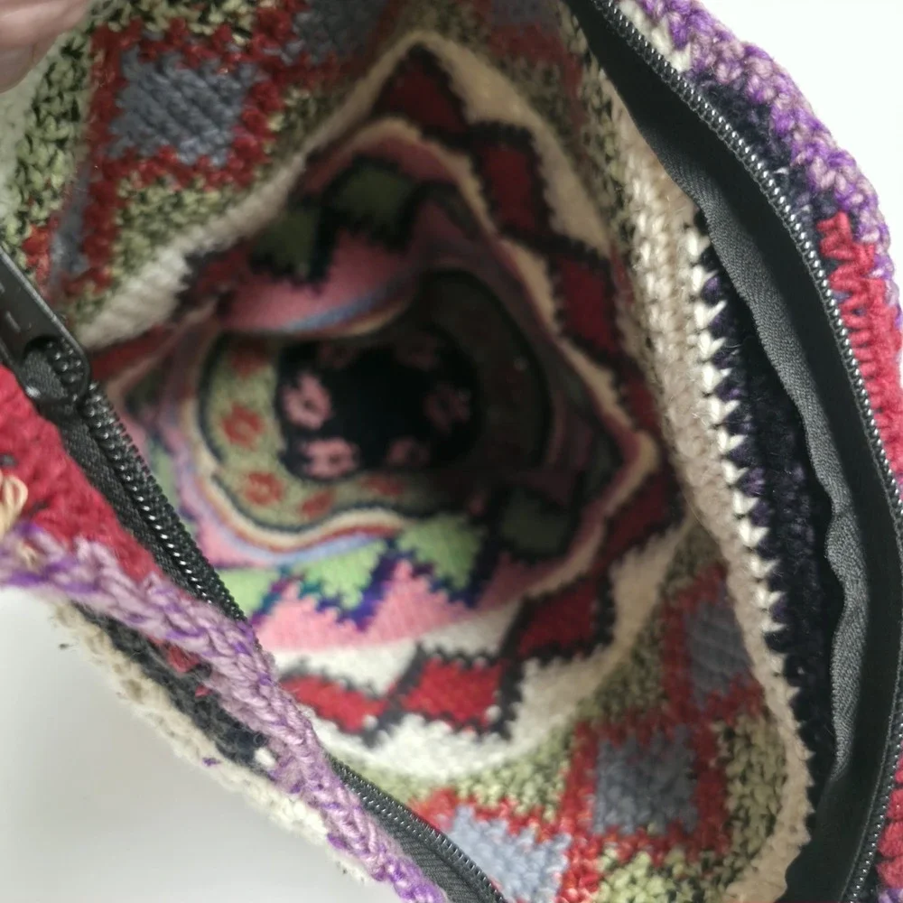 Vintage Boho Crochet Crossbody Bag Southwestern Geometric Knit Bucket Purse